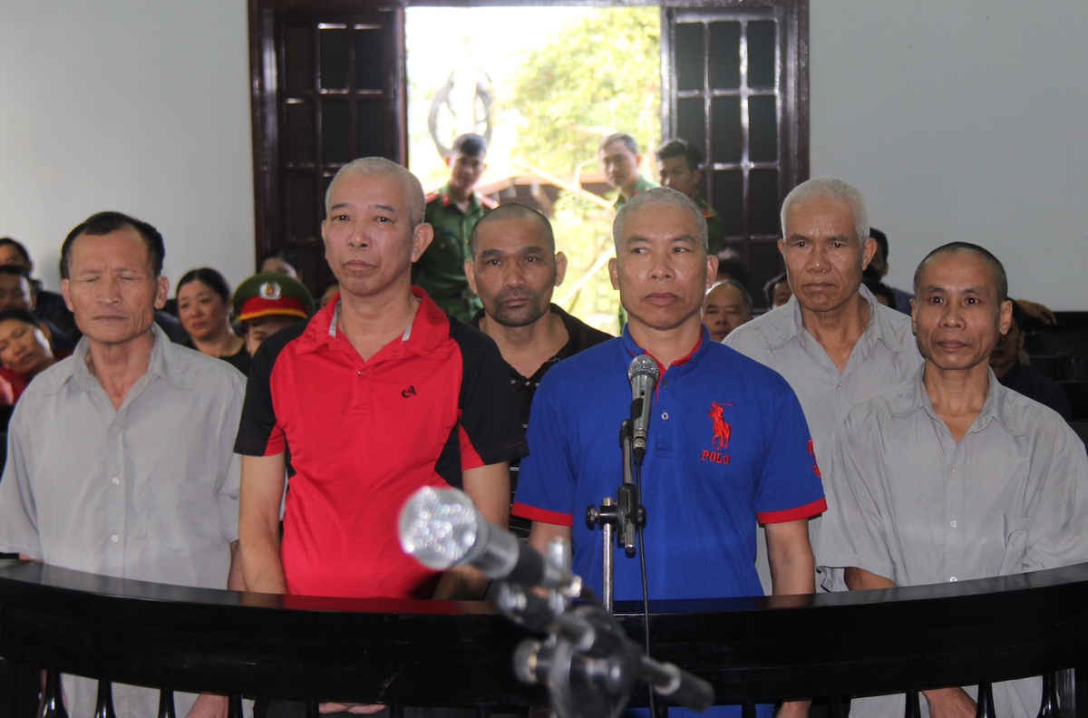 6 bị cáo là cựu chiến binh tại phiên tòa phúc thẩm hình sự lần thứ 2 tại TAND tỉnh Đắk Nông.