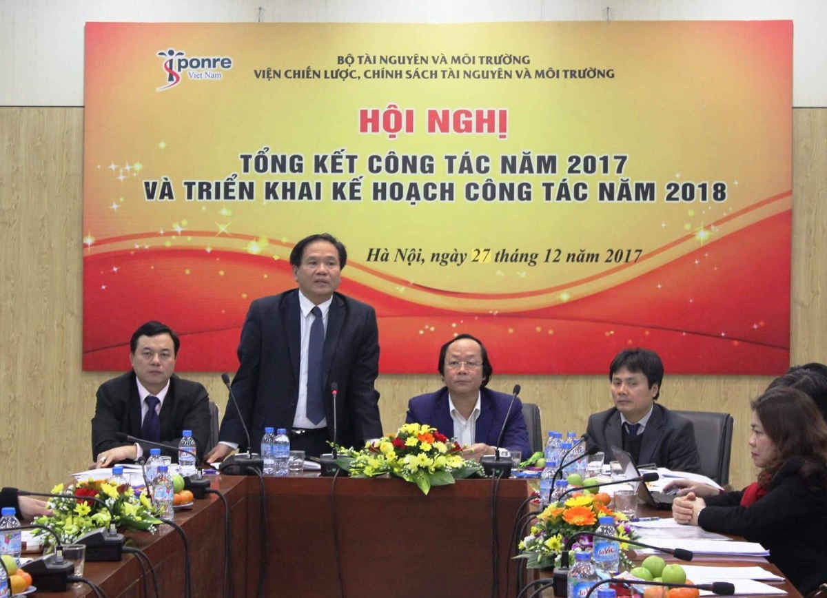 PGS.TS Nguyễn Thế Chinh - Viện Trưởng Viện Chiến lược Chính sách Tài nguenv afmooit rường phát biểu tại hội nghị