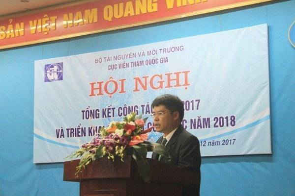 Phó Cục trưởng Cục Viễn thám quốc gia Nguyễn Đức Phú báo cáo tổng kết công tác năm 2017 và phương hướng, nhiệm vụ năm 2018