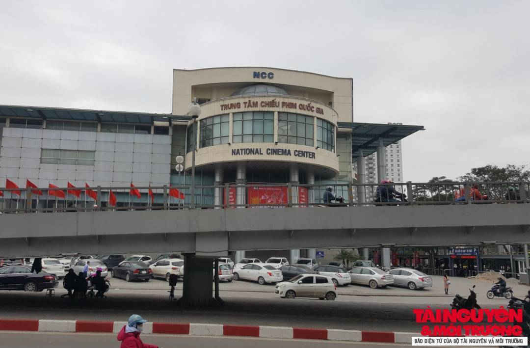 Hà Nội: Sau “lùm xùm”, lãnh đạo Trung tâm chiếu phim Quốc gia chính thức lên tiếng.