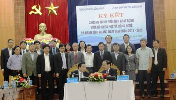 Lễ Ký kết Bộ KH&CN và UBND tỉnh Quảng Nam.