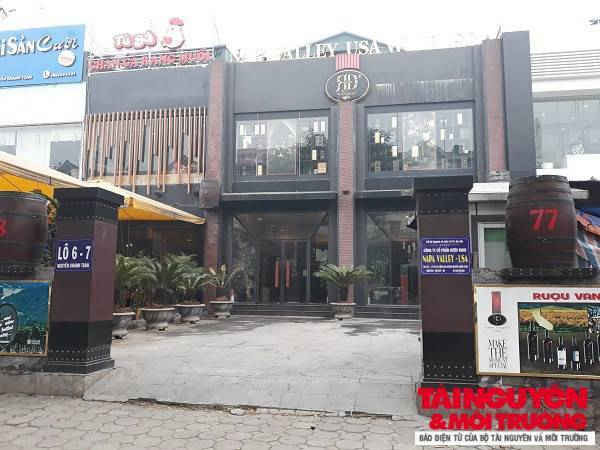 Hà Nội: Kỳ lạ dự án bãi xe 'biến hoá' thành... nhà hàng, quán nhậu.