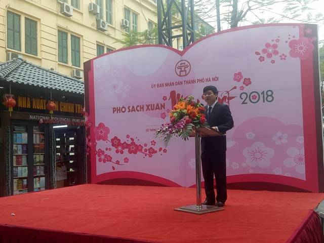 ông Ngô Văn Quý – Phó Chủ tịch UBND thành phố Hà Nội chia sẻ tại Lễ hội sách