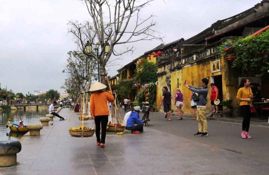 Du xuân Phố Hội5