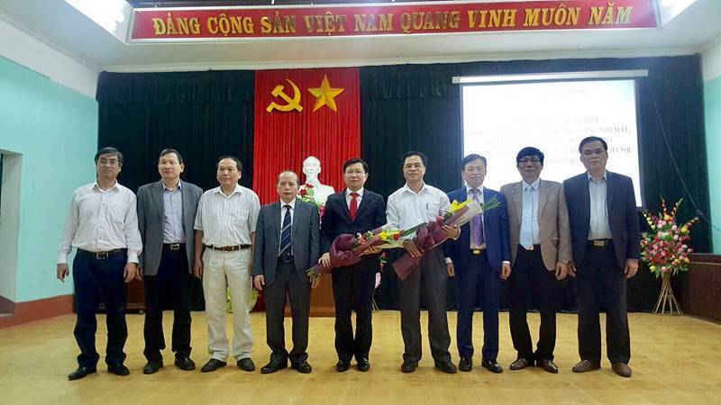 4-Công bố Quyết định bổ nhiệm Giám đốc Phân hiệu trường Đại học TN&MT Hà Nội tại Thanh Hóa