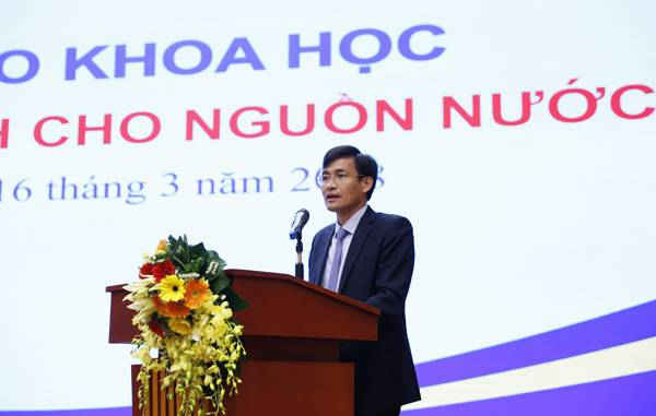 Theo Thứ trưởng Trần Quý Kiên, vấn đề ô nhiễm nguồn nước cũng đang là vấn đề nóng ở Việt Nam