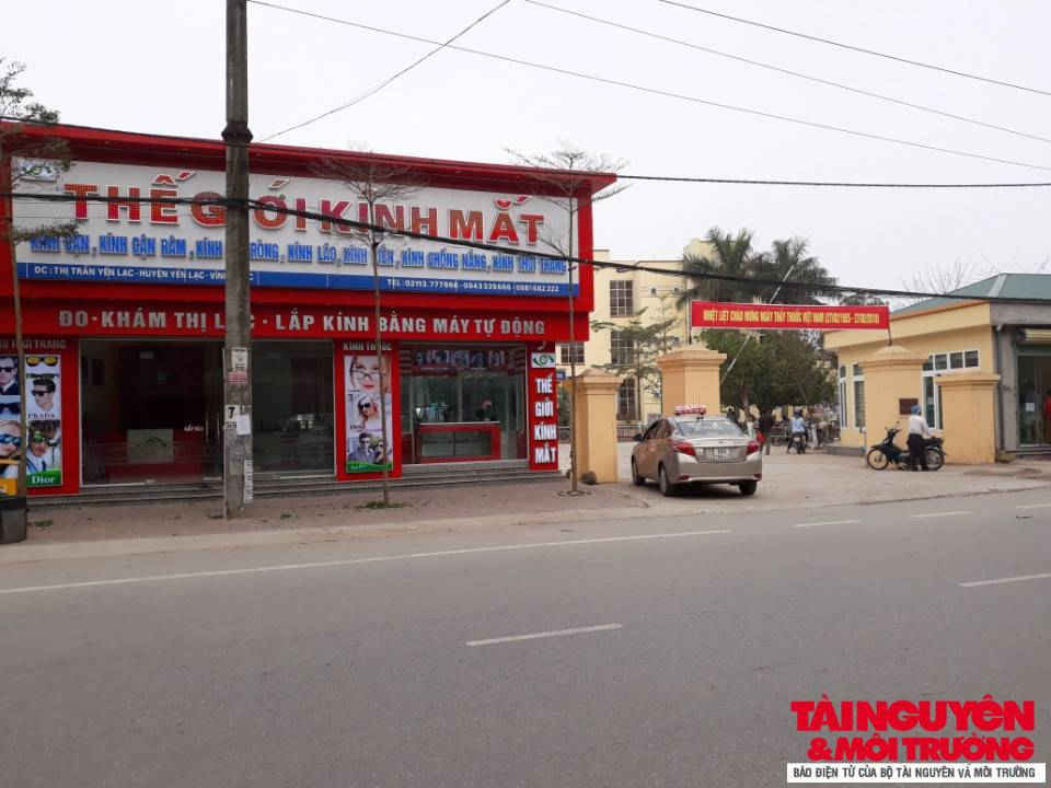 Vĩnh Phúc: Trung tâm y tế huyện Yên Lạc xây dựng ki ốt trái phép để cho thuê.