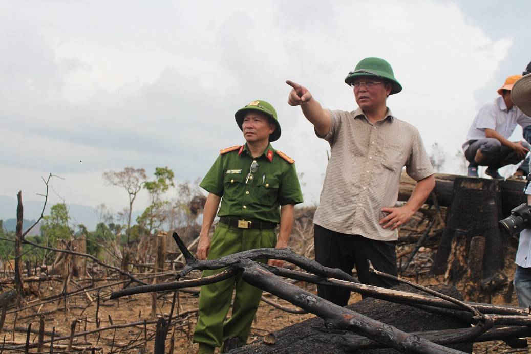 Ông Lê Trí Thanh- Phó Chủ tịch UBND tỉnh Quảng Nam chỉ đạo yêu cầu xử lý nghiêm vụ phá rừng Tiên Lãnh