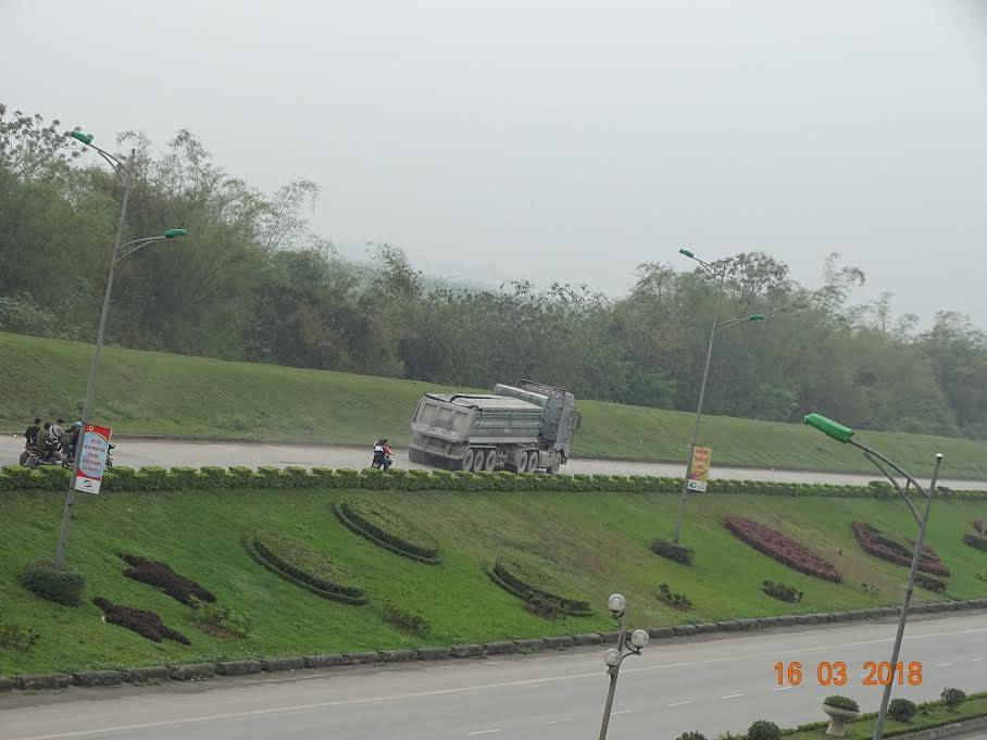 3-TP.Hưng Yên (tỉnh Hưng Yên): “Vờn mặt” Trạm cân, xe trọng tải lớn tung hoành phạm luật