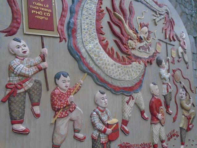 Những nét văn đặc trưng của Phố cổ cũng được tại hiện trên con phố Phùng Hưng
