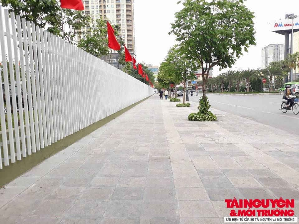 Hà Nội: Quận Hà Đông kiểm điểm 3 đơn vị, 21 cán bộ sai phạm vụ lát đá vỉa hè.