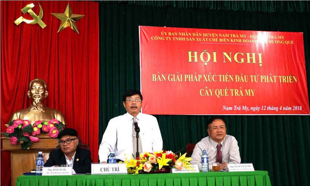 Ông Trần Văn Mẫn- Phó Chủ tịch UBND huyện Nam Trà My phát biểu tại Hội nghị