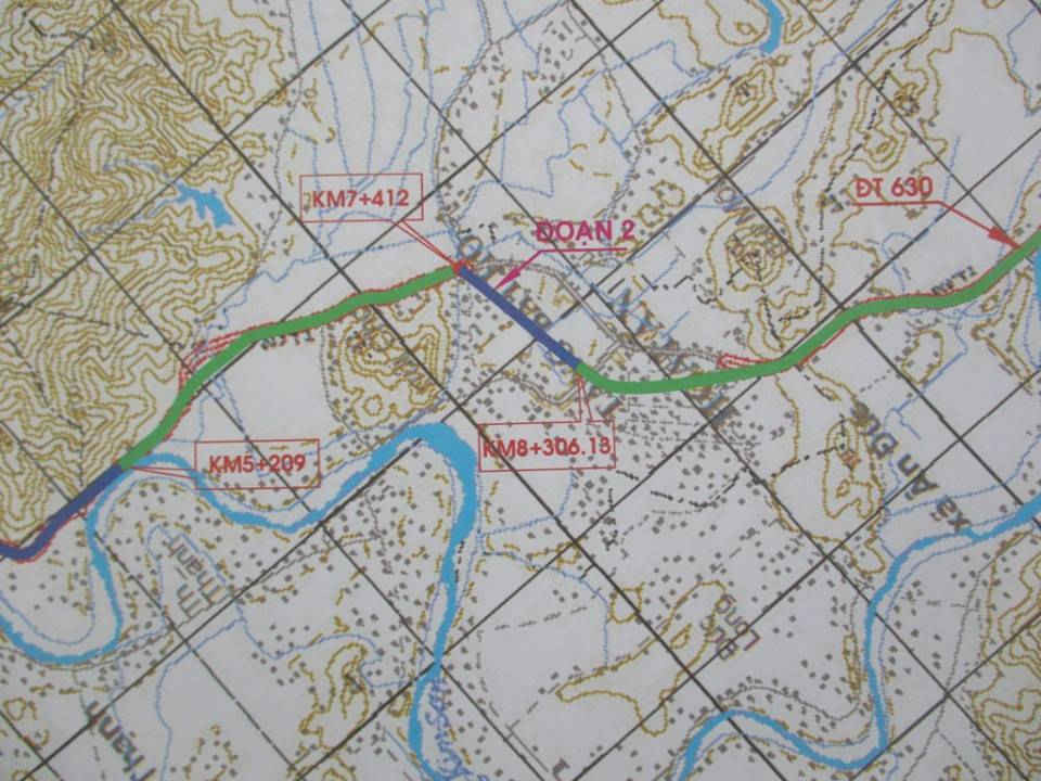Đoạn 2 từ km7+412-Km8+303,16 (L=894,13m) trong Dự án Nâng cấp cải tạo tuyến ĐT630, đoạn Quốc lộ 1-Ngã ba Kim Sơn đang triển khai thi công