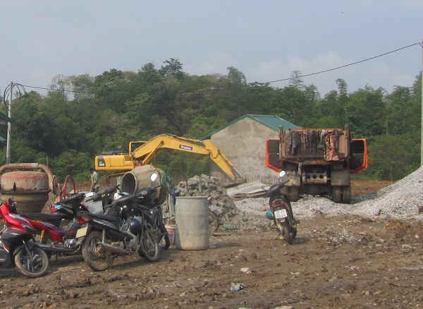 Thi công, xử lý ô nhiễm tại bãi rác Noong Bua
