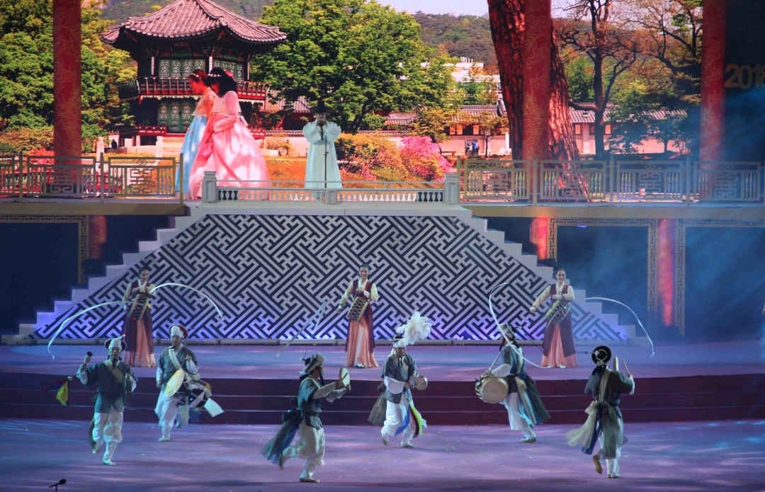 Các nghệ sĩ Hàn Quốc mang đến Festival Huế những điệu múa truyền thống