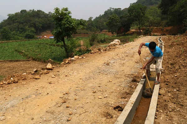 Hệ thống kênh mương thủy lợi trên địa bàn xã Bản Mế, huyện Si Ma Cai đã được bê tông hóa để hoạt động hiệu quả hơn.