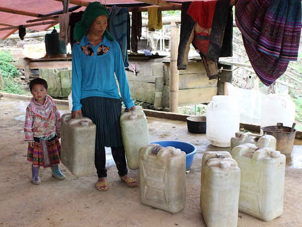 BĐKH dẫn đến tình trạng thiếu nước sinh hoạt, sản xuất đã và đang xảy ra tại một số huyện tại Lào Cai.