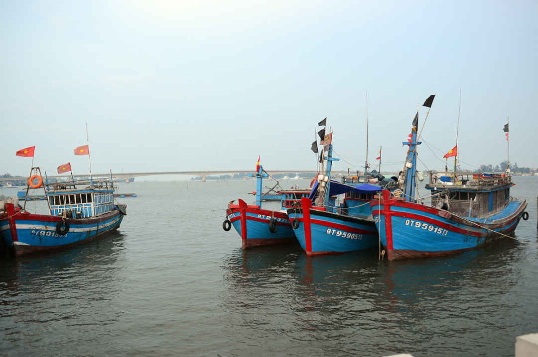 Cảng cửa Việt