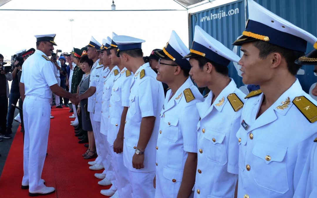 Bộ Tư lệnh Vùng 3 Hải Quân đón đoàn Hải quân Ấn Độ tại cảng Tiên Sa Đà Nẵng