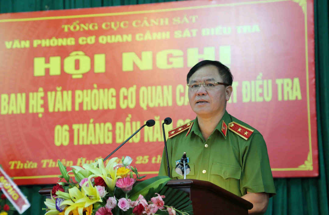 Trung tướng Trần Văn Vệ- Thủ trưởng cơ quan Cảnh sát điều tra Bộ Công an chỉ đạo tại Hội nghị