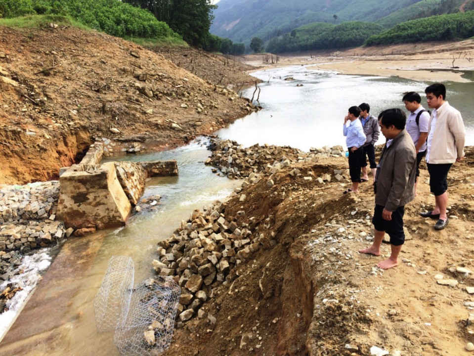 Sở Kế hoạch và Đầu tư, Nông nghiệp và PTNT, Tài chính Quảng Nam và UBND huyện Bắc Trà My đã khảo sát tại Hồ chứa nước Rôn (ảnh Quang Thành)