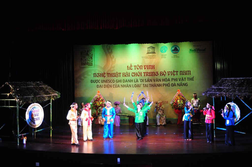 Tại Đà Nẵng, nghệ thuật Bài chòi là một món ăn tinh thần quan trọng trong đời sống văn hoá của các tầng lớp nhân dân