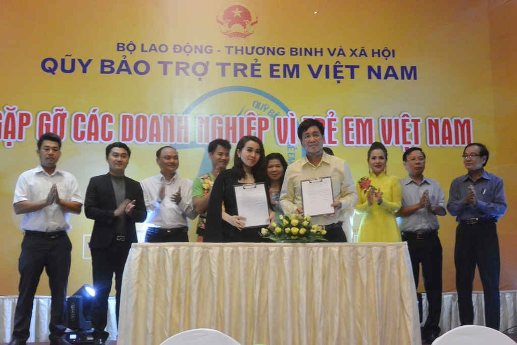 Các doanh nghiệp đã ký kết hỗ trợ thông qua Qũy BTTE Việt Nam