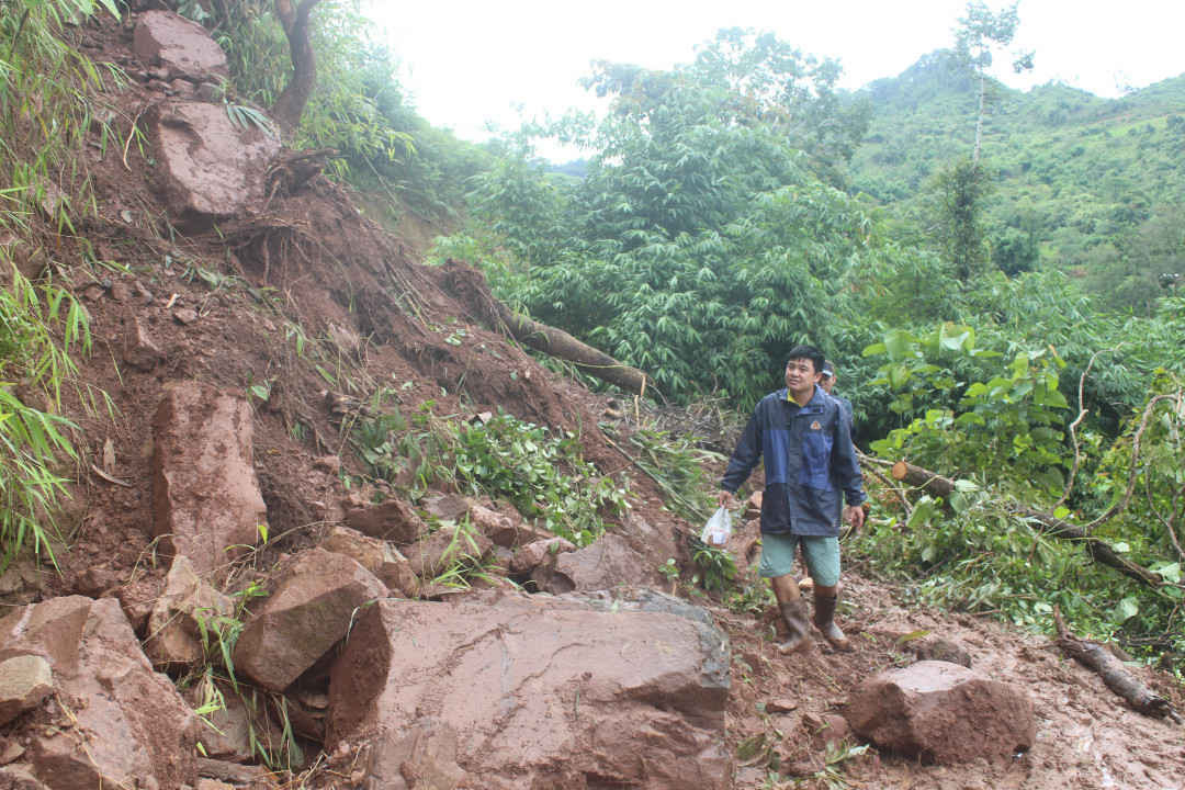 Sạt lở đất tại huyện Nậm Pồ 