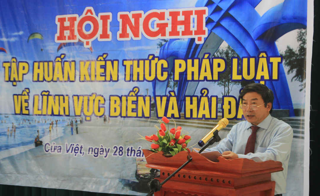 Ông Nguyễn Hữu Nam- Phó Giám đốc Sở TN&MT Quảng Trị phát biểu khai mạc tại khóa tập huấn
