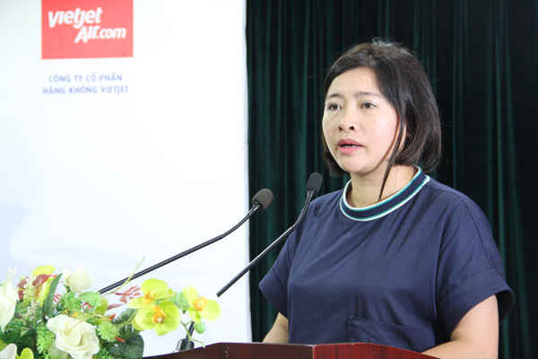 bà Đỗ Thị Kim Hoa, Giám đốc Trung tâm Tình nguyện Quốc gia