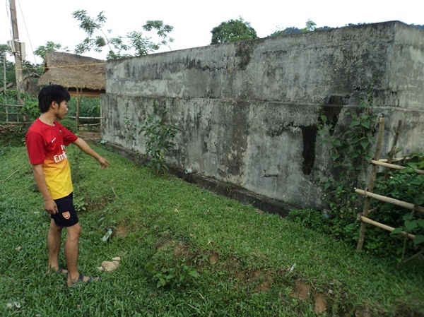 Các bể nước tập trung ở xã Thanh Phong, huyện Như Xuân đều bỏ hoang, mọc rêu.