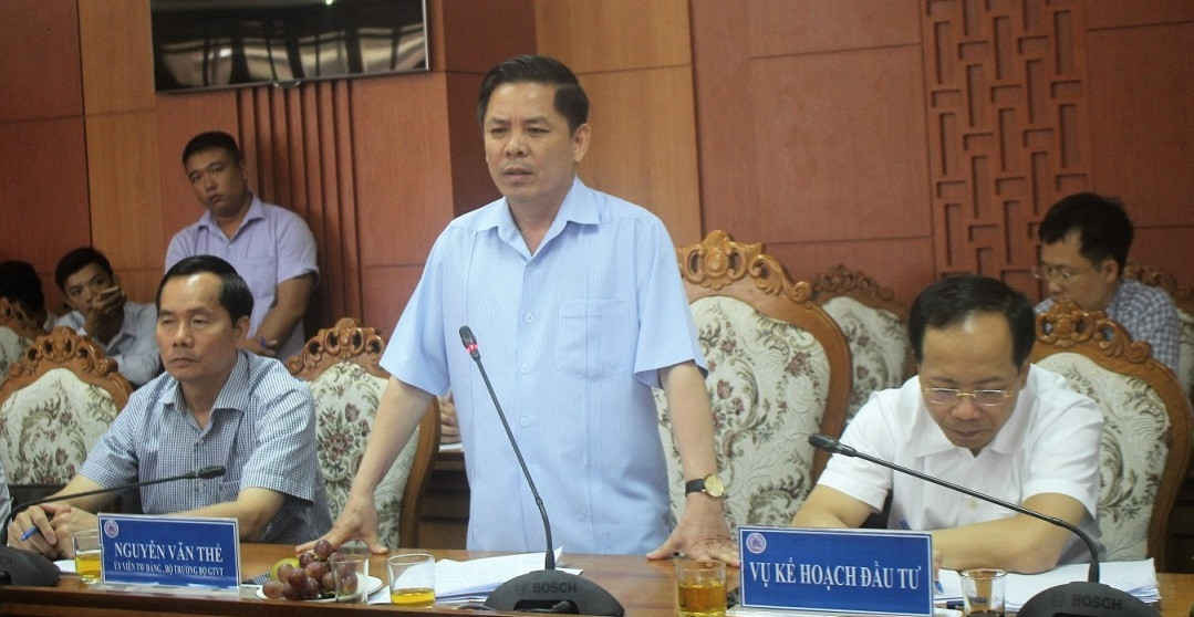 Bộ trưởng Bộ GTVT Nguyễn Văn Thể làm việc với các địa phương đường cao tốc đi qua