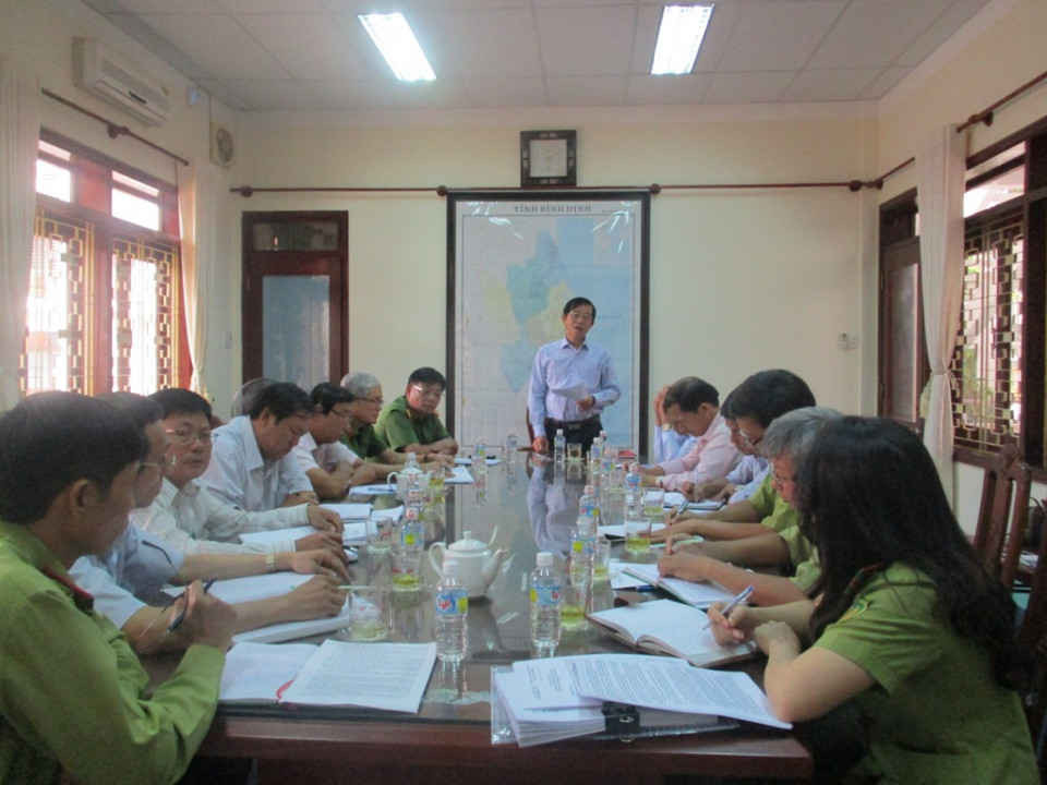 Phó Chủ tịch UBND tỉnh Bình Định Trần Châu chủ trì cuộc họp xử lý vụ phá rừng tại huyện Vĩnh Thạnh sáng ngày 6/8/2018