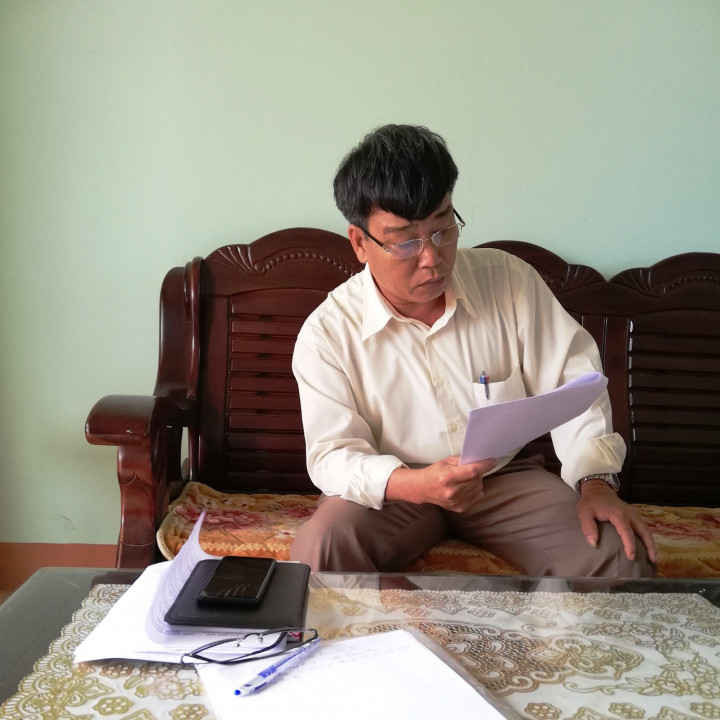 Ông Đàm Quang Trung, Chủ tịch UBND phường Điện Nam Bắc, TX. Điện Bàn làm việc với PV báo TN&MT