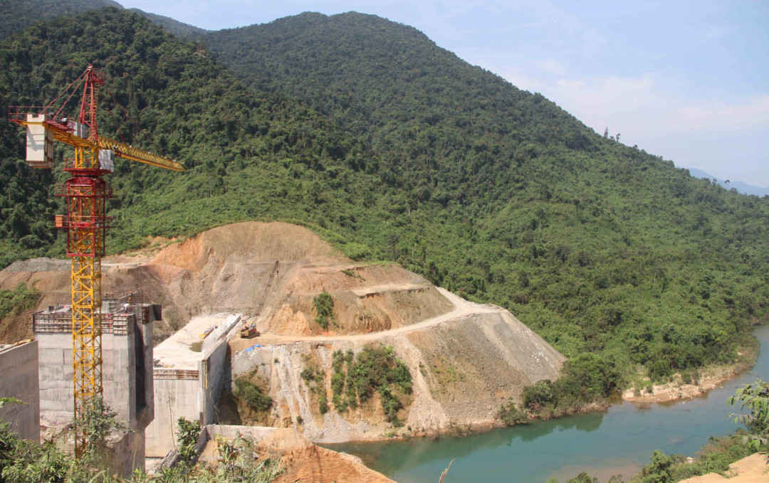 Thủy điện Rào Trăng 4 nằm trong Khu bảo tồn thiên nhiên Phong Điền đang được xây dựng và sắp đưa vào vận hành