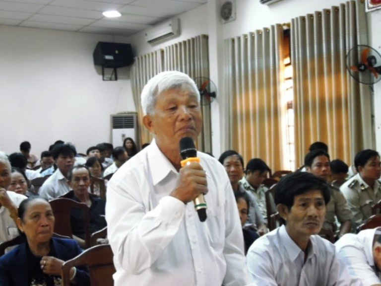 Cử tri Phan Văn Kỉnh phản ánh vụ việc tại một cuộc tiếp xúc cử tri của Đoàn ĐBQH TP. Đà Nẵng