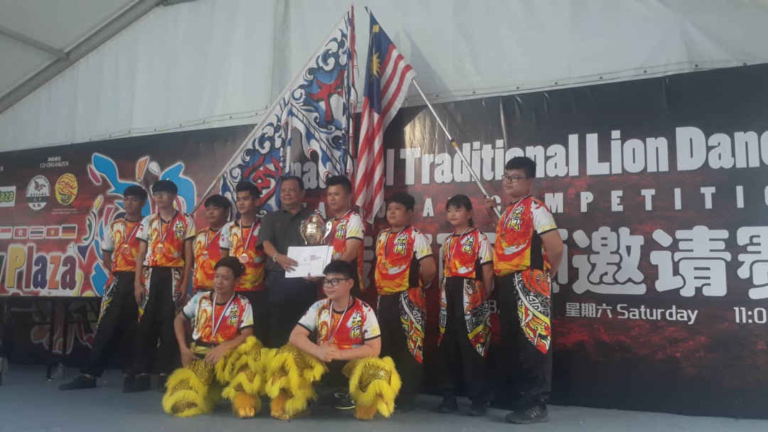 Đội Đại Đồng (Malaysia) đạt giải nhất Giải Lân Địa bửu Thế giới tại Yoho – Malaysia