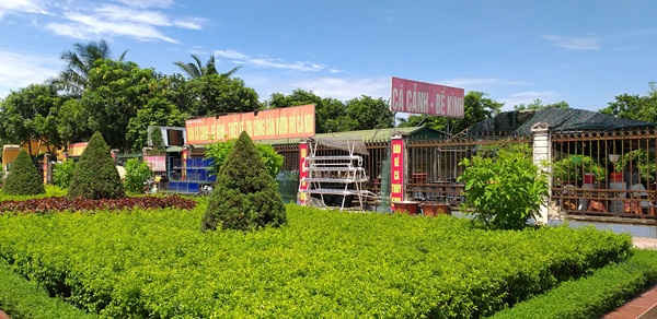 Địa điểm Ban quản lý quảng trường cho thuê đất trái quy định (Giáp mặt đường Trường Thi, phường Trường Thi, TP Vinh)