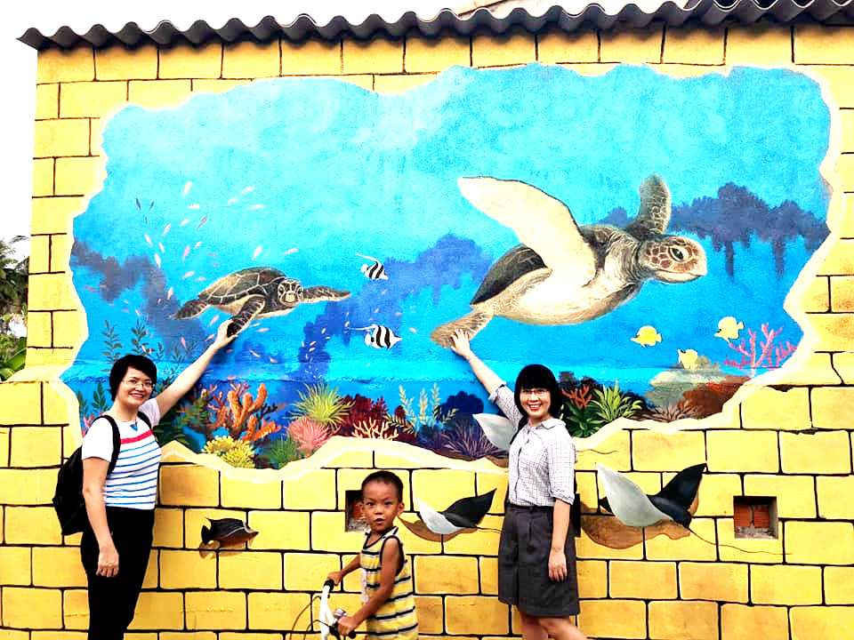 Tranh bích họa 3D trên đảo Bé Lý Sơn thu hút khách du lịch