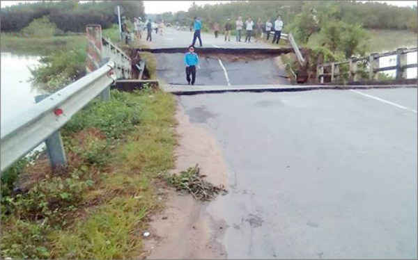 Bình Thuận tìm phương án khắc phục cầu Tân Hà bị sập1