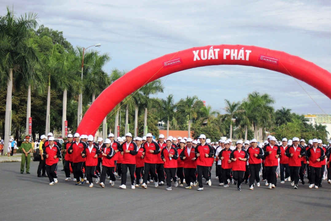 Giải Việt dã truyền thống Báo Quảng Nam mở rộng là giải đấu đã có hành trình dài hơn 20 năm (ảnh Thùy Dung)