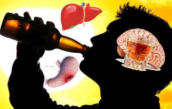 Tác hại của rượu bia đến sức khỏe không chỉ xảy ra dưới dạng ảnh hưởng ngay tới sức khỏe mà còn là tác động lâu dài về sau. Hãy xem hình ảnh liên quan để nhận ra tác hại của rượu bia và tìm hiểu những phương pháp chăm sóc sức khỏe hiệu quả hơn khi uống rượu bia.