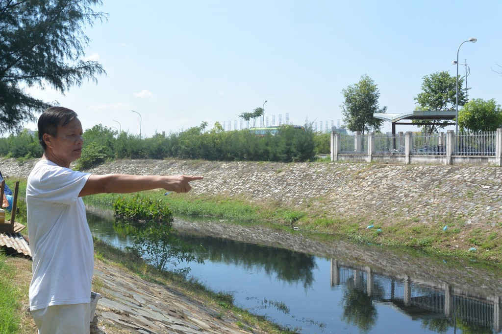 Hơn 50 hộ dân ở tổ 68, phường Hòa Cường Nam và học sinh trường THCS Nguyễn Khuyến phải gánh chịu ô nhiễm hơn 10 năm nay