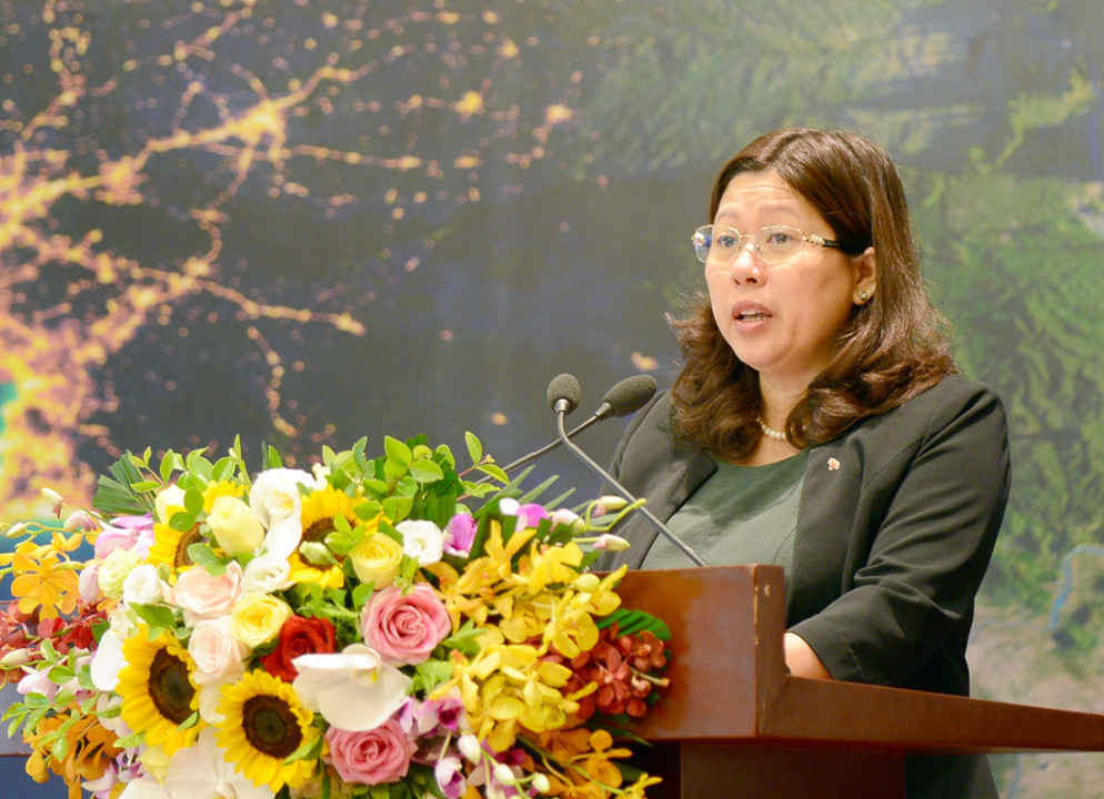 Thứ trưởng Bộ TN&MT Nguyễn Thị Phương Hoa phát biểu khai mạc Hội nghị
