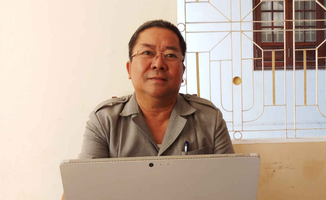 Ông Võ Văn Dự- Phó Giám đốc Sở NN&PTNT tỉnh Thừa Thiên Huế trao đổi với PV