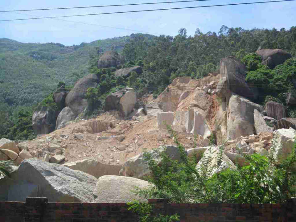 Diện tích mở rộng mặt bằng khai thác đá của Doanh nghiệp tư nhân Thiên Phú