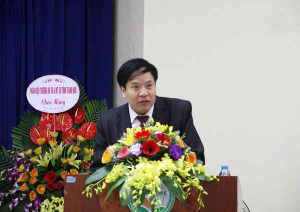 TS. Nguyễn Hồng Lân – Trưởng khoa Khoa học Biển và Hải đảo của Đại học TN&MT Hà Nội đọc diễn văn 5 năm xây dựng, trưởng thành và phát triển Khoa