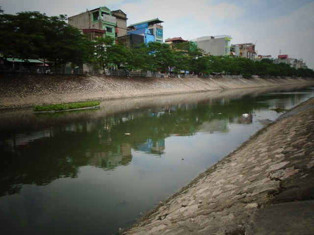 Đến bao giờ những “dòng sông chết” hết ô nhiễm ?