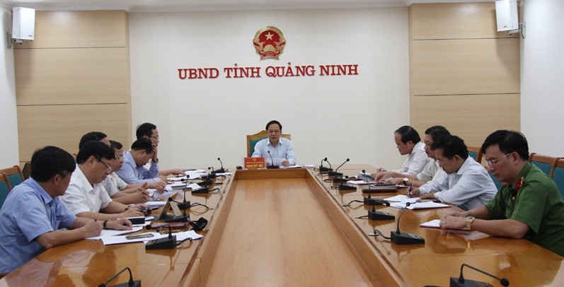 Quang cảnh cuộc họp