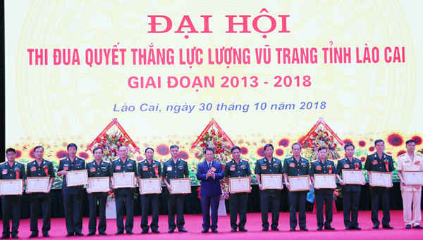 Đã có 34 tập thể và 50 cá nhân vinh dự nhận Bằng khen của Chủ tịch tỉnh Lào Cai trong dịp này. 